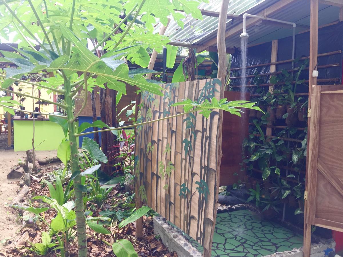 Oasis Hostel Puerto Viejo de Talamanca Екстериор снимка