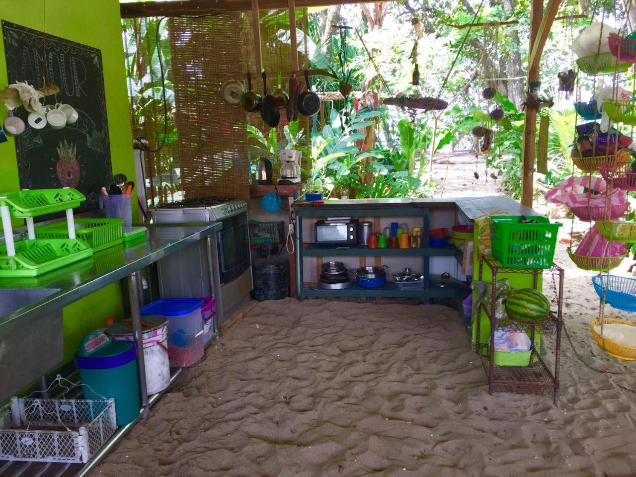 Oasis Hostel Puerto Viejo de Talamanca Екстериор снимка